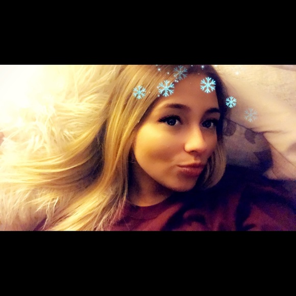 Meet your Posher, Kendra - Picture 1 of 1